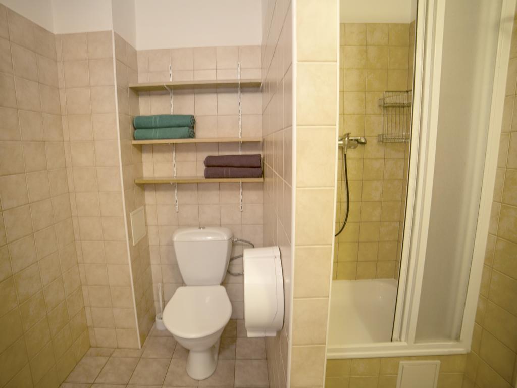Dizzy Daisy Hostel Prague Bilik gambar